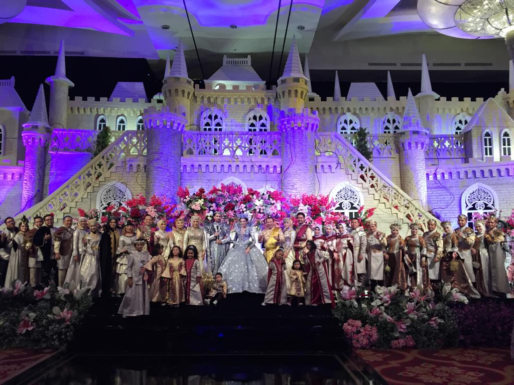 Game of Thrones di Pernikahan Berlian Insyirah Azzahro dengan Muhammad Nadhif Ramadhan